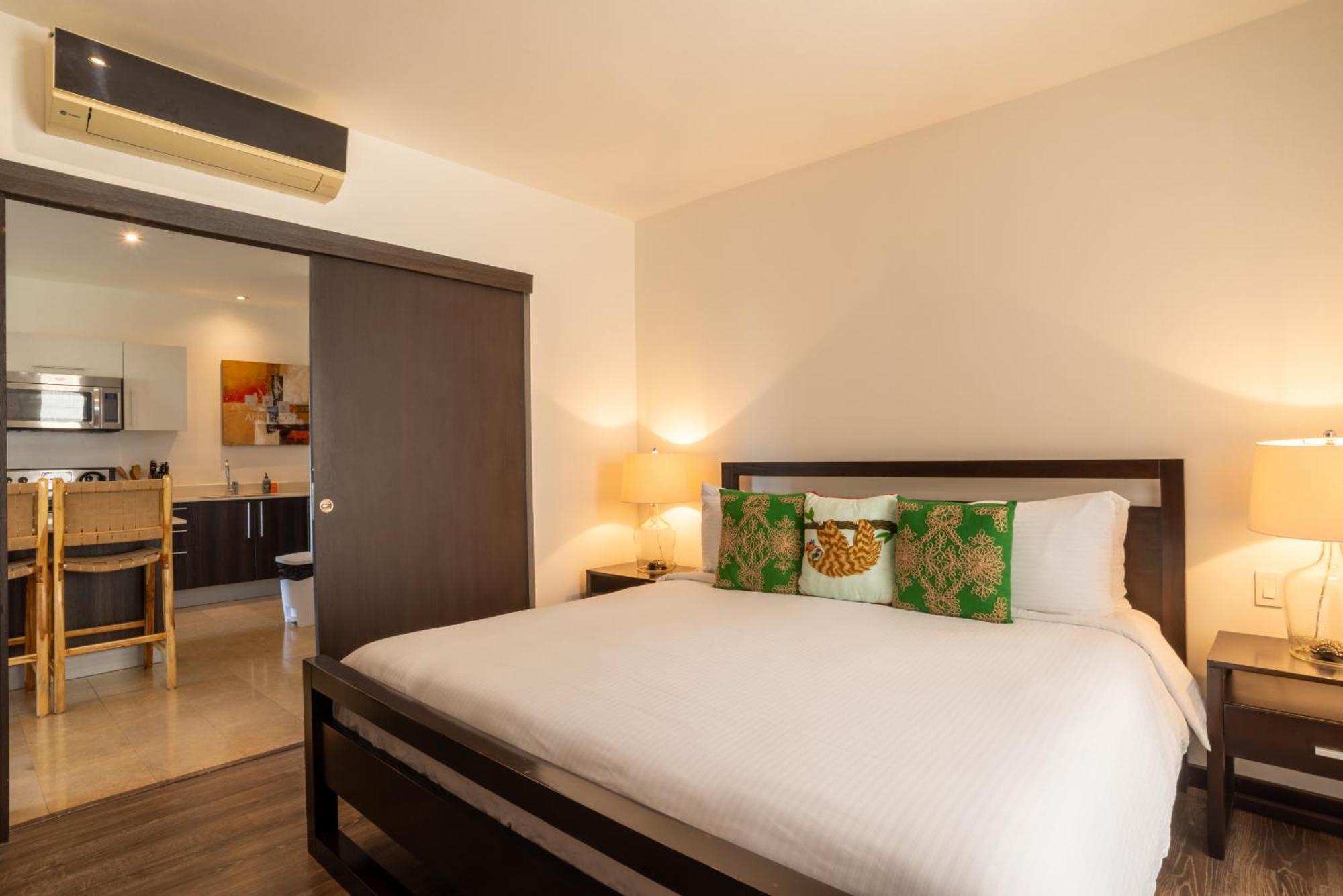 Roble Sabana 404 Luxury Apartment Adults Only - Reserva Conchal 플라야 콘찰 외부 사진